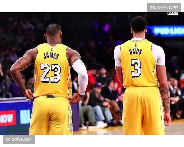 季后赛席位争夺异常激烈 中游集团胜场差微小